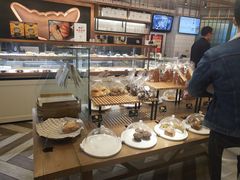 面包甜点陈列柜-牛角村(大族广场店)