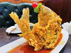 糖醋鲤鱼-老牌坊•鲁菜名店•地道济南菜(大观园商埠店)