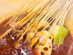 -拈签一笑黄牛肉辣卤串串