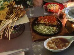 -何师烧烤Pro ·江湖川菜·小龙虾·精酿(太古里旗舰店)