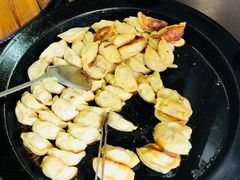 -黄阿姨锅贴大王(万航渡路店)