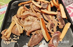Clay Pot Braised Assortment