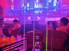 -轩 SUPER LIVE 超级现场(农科路店)