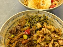 -梅溪·小伙子干挑面(安吉总店)