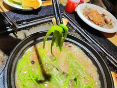 -有一锅·野生菌黑山羊腊排骨火锅(古城北门店)