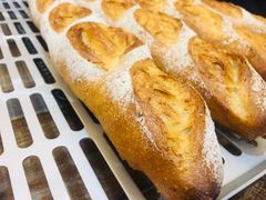 黑麦全麦法棍-啊噗吐呦现场烘焙(麦凯乐店)