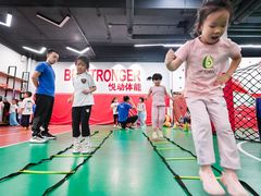 -悦动体能篮球羽毛球网球(三里河店)