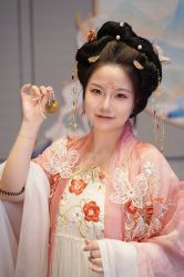 -彭彭的汉服体验馆(东湖林语店)