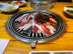 -唯成•韩国炭火烤肉 유성고기