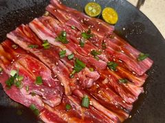 -蚂蚁洞·烤肉大营地(上海静安大悦城店)