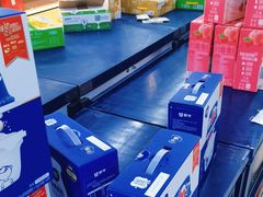-家乐福(四元桥购物中心店)