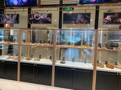 面包甜点陈列柜-大连铂尔曼酒店-铂尔曼美食廊 Pullman Deli