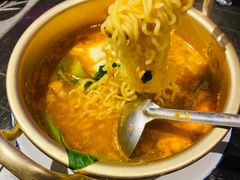 辛拉面-马路牙子地桌烤肉(工体店)