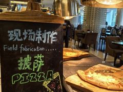 -圣丰索菲特·2 On 988 Café 自助餐厅