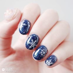 -芊指百魅