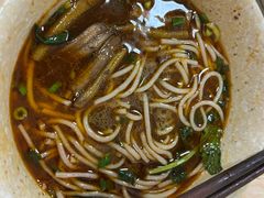 -铭记嘎洒生态鳝鱼(迎春街店)