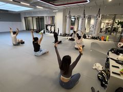 -EFL巴西柔术·综合格斗·泰拳·少儿体能训练(虹桥德必馆)