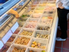 自助取餐区-崖口煲仔饭