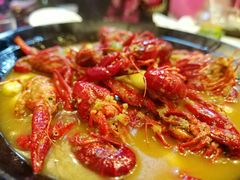 -虾弄弄海派小龙虾·牛羊蝎子火锅