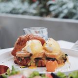 一般蓝色 但是我们吃了2口就觉得太甜了