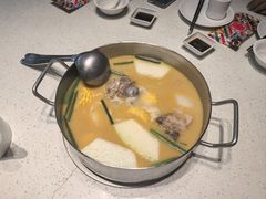 -肥仔文澳门猪骨煲(南京西路店)