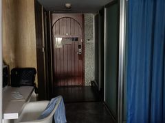 -简洛澜山酒店(武汉光谷步行街店)
