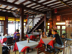 -Dash Teak House
