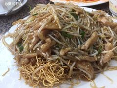 肉絲炒麵,-新鸿发咖啡美食