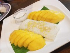 -Dang restaurant (patong phuket)