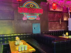 -喜鹊音乐酒馆(西街店)