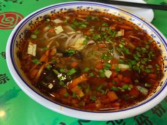 岐山臊子面-令氏家外家周秦食府(高新店)