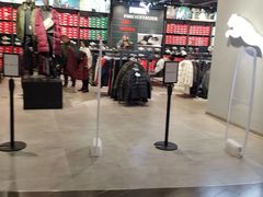 -PUMA品牌自营折扣店(武汉永旺梦乐城店)