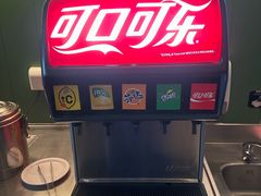 -萨莉亚(巴黎春天成山店)