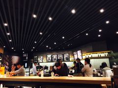 -星巴克(西藏路店)