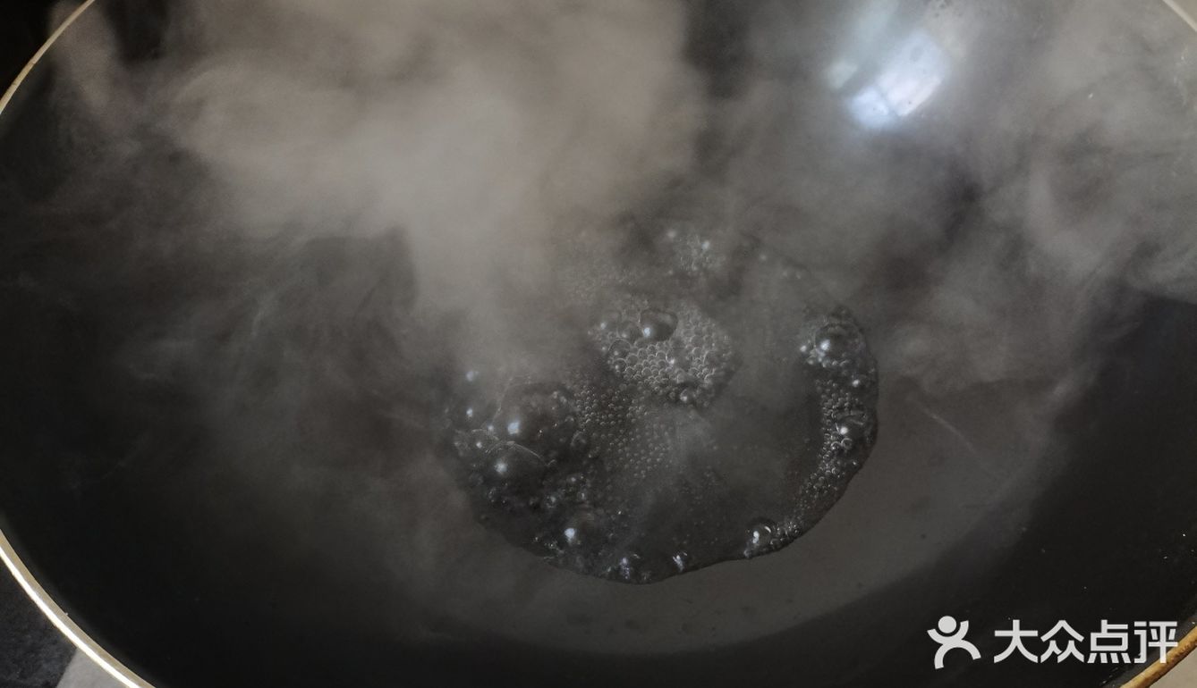 水炒蛋，青椒肉丝面