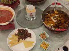 -鑫巴蜀小镇 · 水煮鱼专研店(玉桥店)