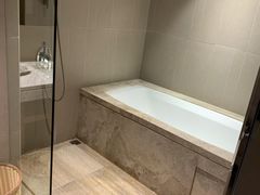 -上海国展宝龙丽筠酒店