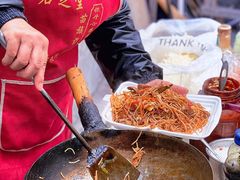 鱼香腊肠肝尖炒面-老婆婆炒饭(小白楼1902欧式风情街店)