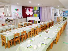 自助餐-重庆爱绿北滨幼儿园