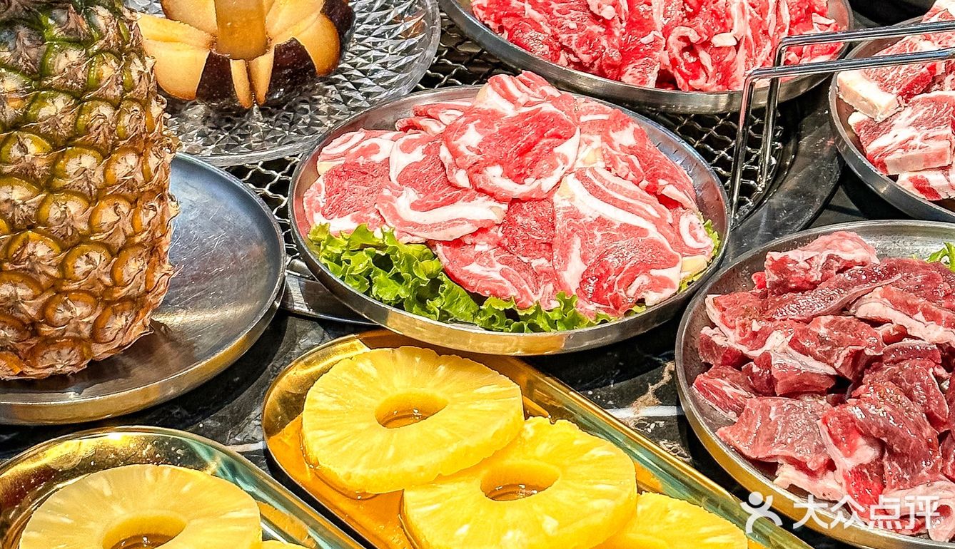 求你们赶紧去试试菠萝烤肉 香到跳脚！