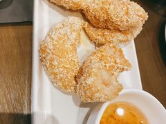 炸虾饼配泰国梅子酱-帕蓝·暹罗料理(大学路店)