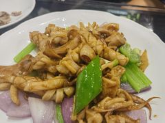 青椒炒鲜鱿-文记壹心鸡(宝华路店)