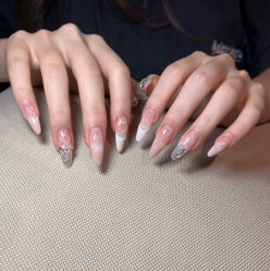 -LILY NAILS美甲美睫