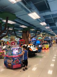 -莫莉幻想儿童乐园(武汉保利广场店)