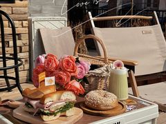 -Catch Bagel(芳草地店)