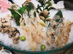 -余欢领鲜火锅(新街口店)