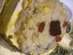 菠萝饭-茶花妹子云南餐厅(传媒大学店)