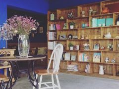 -静香HOUSE·全时段融合餐厅(七星欢乐颂店)