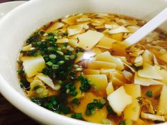 酸菜豆腐脑汤-德天顺盖码饭(人民西路店)