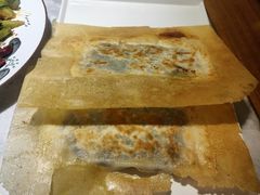 韭菜鸡蛋虾皮锅贴-大胡同天津菜·海肠捞饭·津门皮皮虾锅贴一绝(西姜井店)